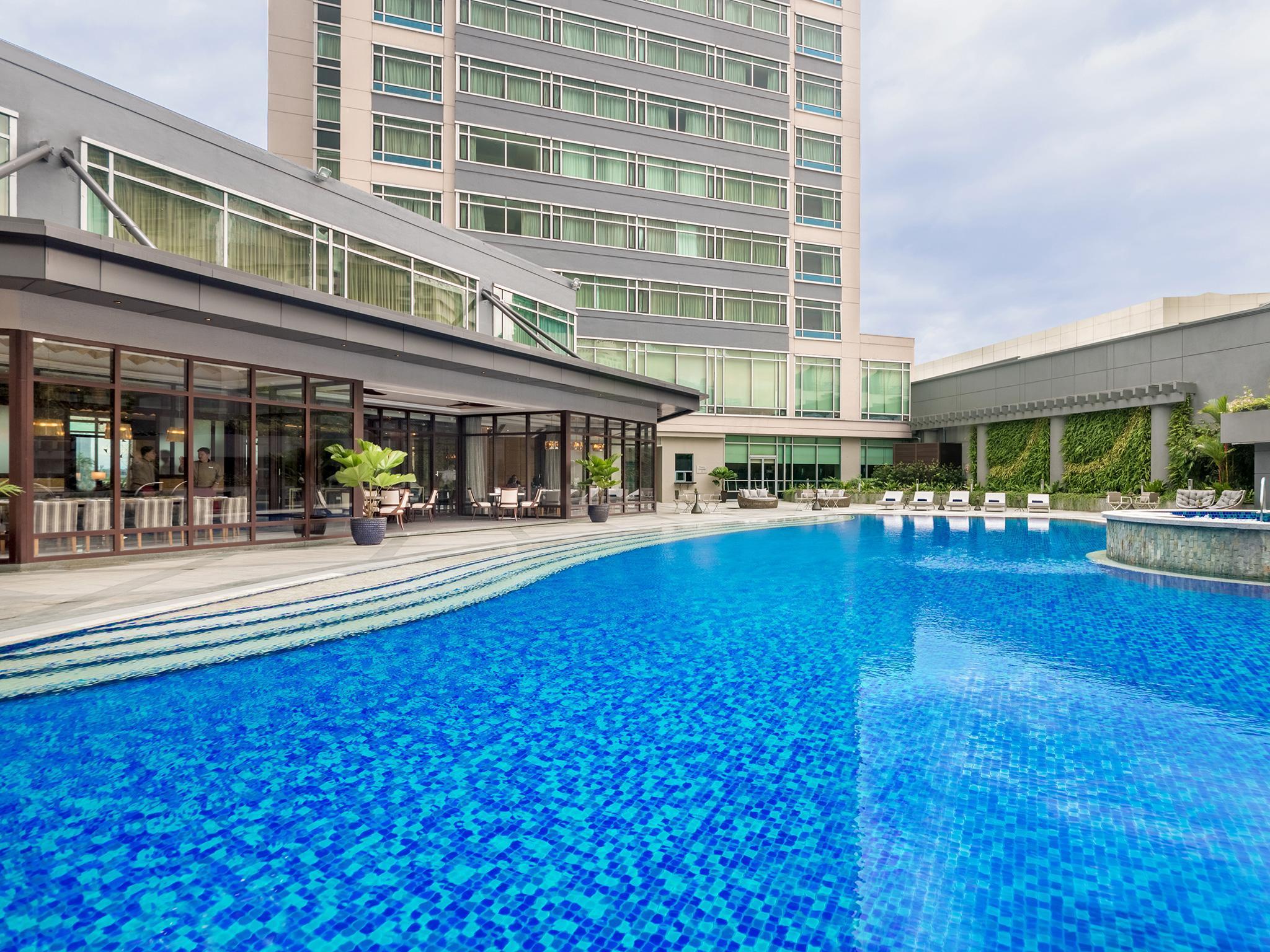 מלון סן פדרו מקאטי Ascott Makati מראה חיצוני תמונה